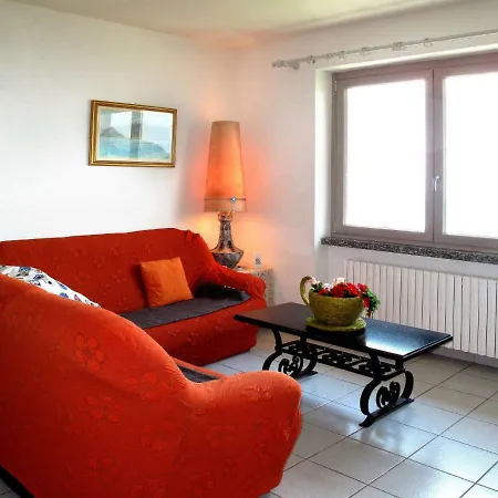 Locazione Turistica Casa Jessica * Vercana